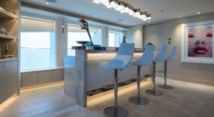 Santosha Caribbean, West Mediterranean