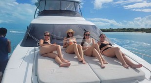 Saphire Blue Caribbean