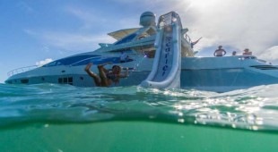 Scarlet Bahamas, USA - Florida East Coast, Mexico