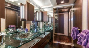 Scarlet Bahamas, USA - Florida East Coast, Mexico