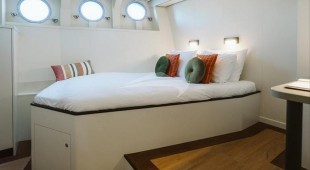 Scintilla Maris Caribbean, Central America, Northern Europe