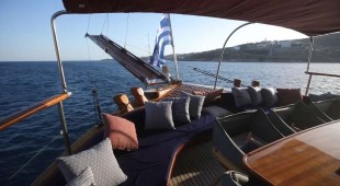 Seatzen Greece