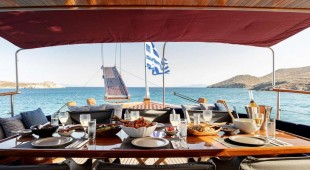Seatzen Greece