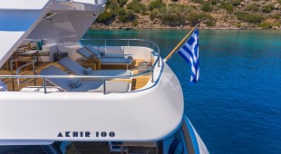 Shooting Star East Mediterranean