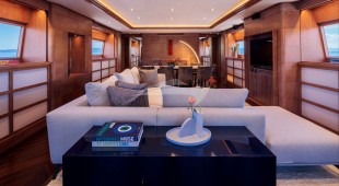 Shooting Star East Mediterranean