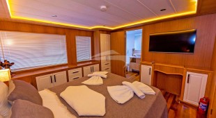 Simay M East Mediterranean