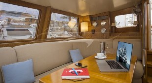 Songbird East Mediterranean