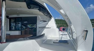 Stella Blue Caribbean