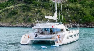 Sur L'eau Caribbean