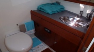 Terra Di Mezzo 3 W. Med -Naples/Sicily, W. Med -Riviera/Cors/Sard.