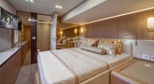 Tesni Caribbean, West Mediterranean