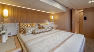 Tesni Caribbean, West Mediterranean