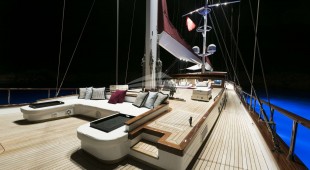 That's Amore East Mediterranean