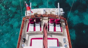 That's Amore East Mediterranean