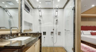 That's Amore East Mediterranean