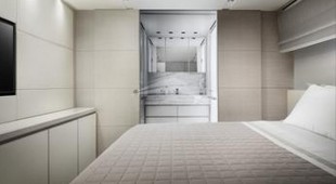 Tiny Wave West Mediterranean