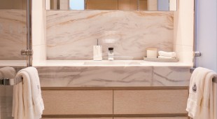 Tiny Wave West Mediterranean