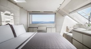 Tiny Wave West Mediterranean