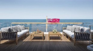 Tiny Wave West Mediterranean