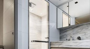 Tiny Wave West Mediterranean