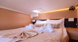 Topaz (lagoon 560 S2) Croatia