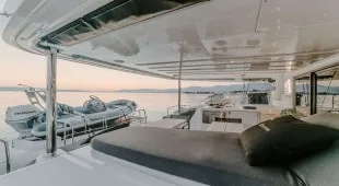 Tri Wing (lagoon 55) Croatia