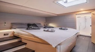Tri-wing Carida (lagoon 55) Croatia