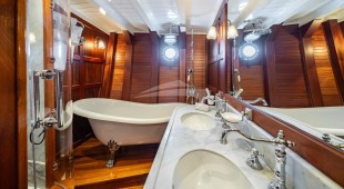 Trinakria West Mediterranean