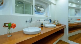 Ubi Bene East Mediterranean