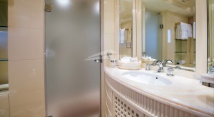 Vertigo East Mediterranean, West Mediterranean