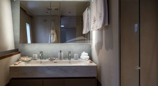 Viva La Vida Caribbean, West Mediterranean