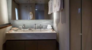 Viva La Vida Caribbean, West Mediterranean