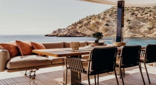 Viva La Vida W. Med -Naples/Sicily, W. Med - Spain/Balearics