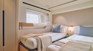 Volo Mare East Mediterranean