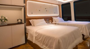 White Pearl Indian Ocean