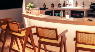 White Pearl Indian Ocean