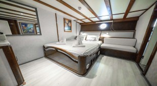 White Swan Greece, Turkey