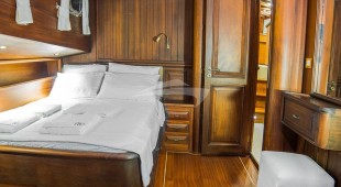 Wicked Felina East Mediterranean