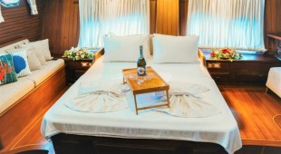 Wicked Felina East Mediterranean