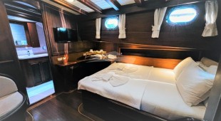 Wicked Felina East Mediterranean