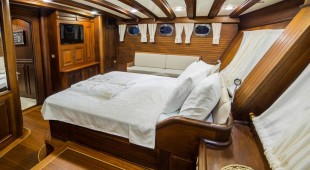 Wicked Felina East Mediterranean