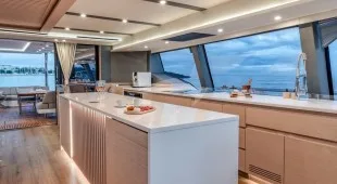 Windkind Caribbean, West Mediterranean