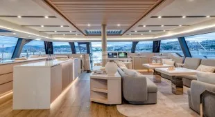 Windkind Caribbean, West Mediterranean