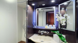 World's End (med) Greece