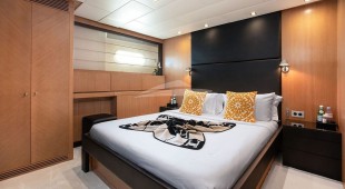 Ycm 120 Caribbean, East Mediterranean, West Mediterranean