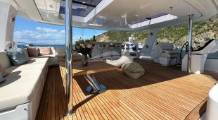 Yolo Caribbean, West Mediterranean