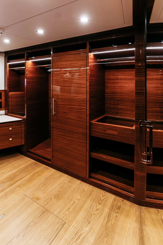 Papillon Yacht Photos Pics 