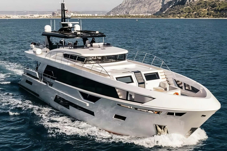Papillon Yacht Photos Pics 