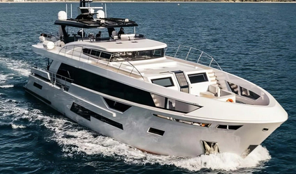 95' Bering 2022