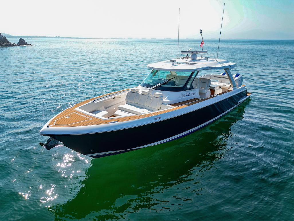43' Tiara 2022